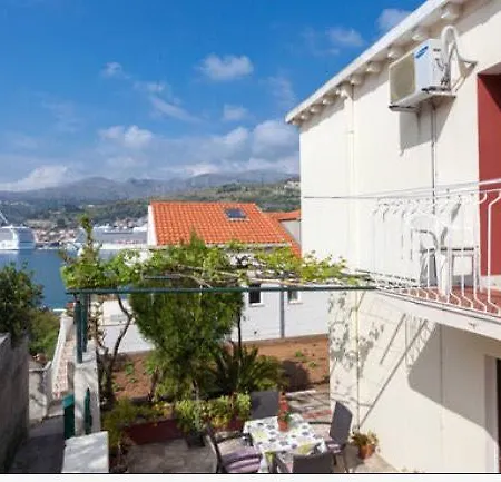 Dana Apartman