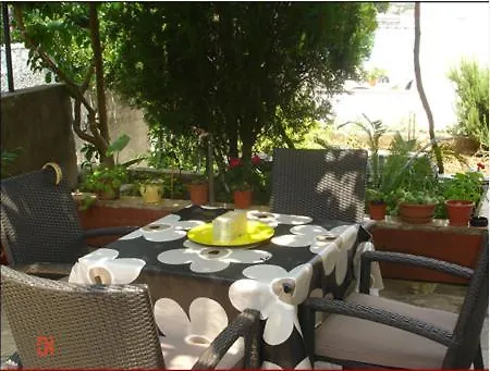 Dana Apartman
